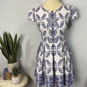 ❄️ B. Darlin dress